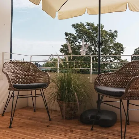 Charming And Cozy Penthouse Apartmán *