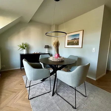 Charming And Cozy Penthouse * Mülheim an der Ruhr